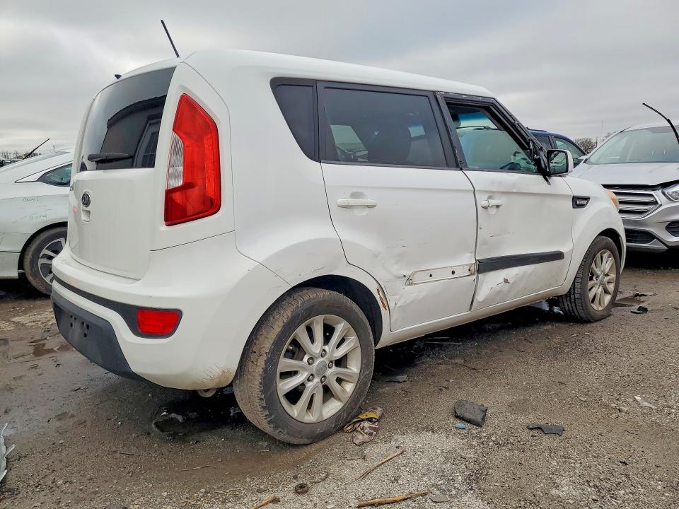 48400296 :رقم المزاد ، KNDJT2A56C7357390 vin ، 2012 Kia Soul مزاد بيع
