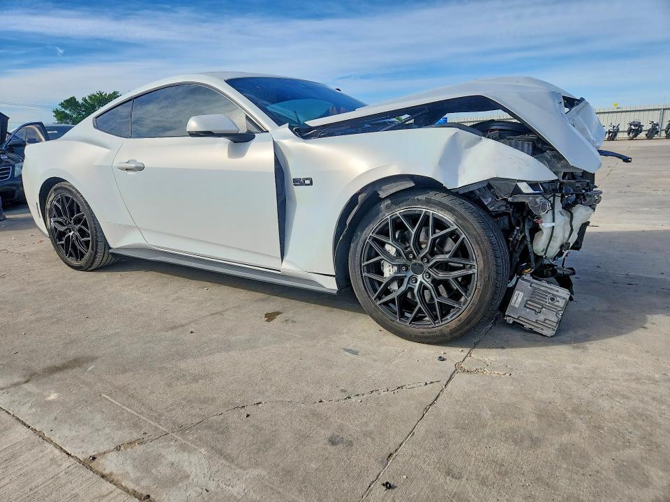 Продажа на аукционе авто 2024 Ford Mustang, vin: 1FA6P8CF0R5400554, номер лота: 49105706