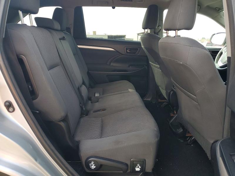 Продажа на аукционе авто 2018 Toyota Highlander, vin: 5TDZARFH5JS034892, номер лота: 50142226