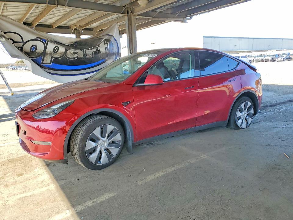 2024 Tesla Model Y მანქანა იყიდება აუქციონზე, vin: 7SAYGAEE5RF069275, აუქციონის ნომერი: 50347656