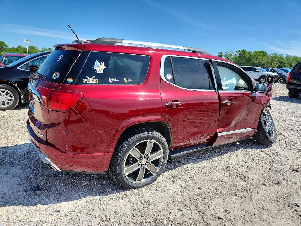 47181546 :رقم المزاد ، 1GKKNXLS0HZ177983 vin ، 2017 Gmc Acadia مزاد بيع