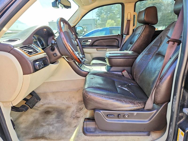 2010 Cadillac Escalade მანქანა იყიდება აუქციონზე, vin: 1GYUKDEF7AR257745, აუქციონის ნომერი: 50835856