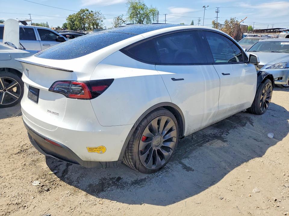 49656306 :رقم المزاد ، 7SAYGDEF0NF397305 vin ، 2022 Tesla Model Y مزاد بيع