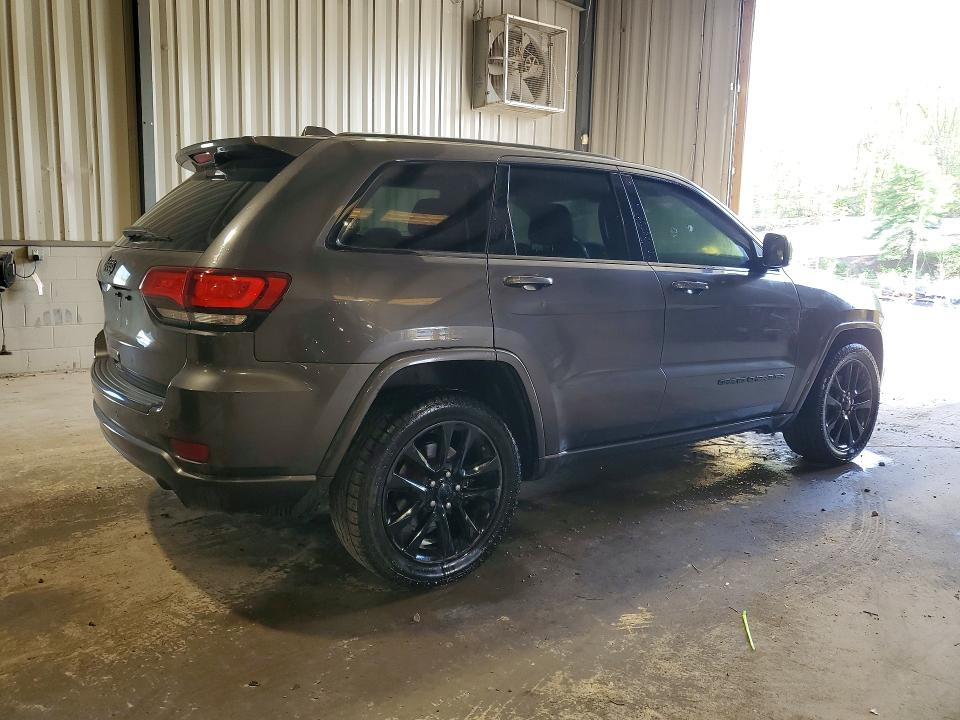 50614936 :رقم المزاد ، 1C4RJEAG0JC247421 vin ، 2018 Jeep Grand Cherokee مزاد بيع