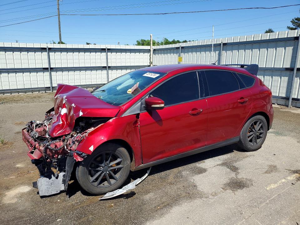 48919296 :رقم المزاد ، 1FADP3K22HL231639 vin ، 2017 Ford Focus مزاد بيع