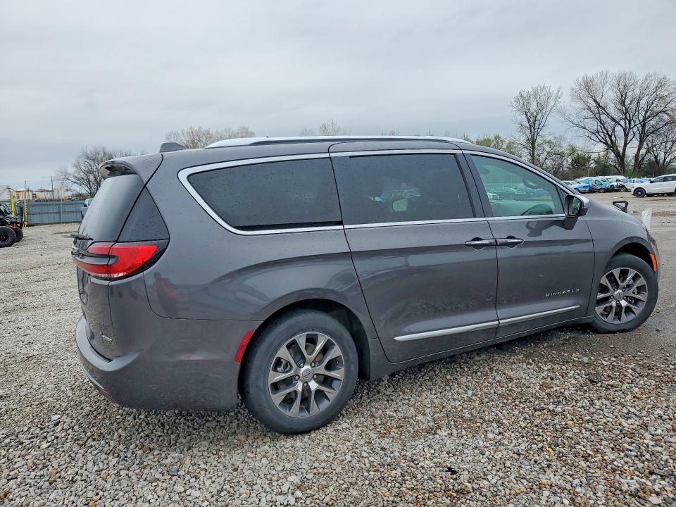 49839606 :رقم المزاد ، 2C4RC1N72NR101385 vin ، 2022 Chrysler Pacifica مزاد بيع