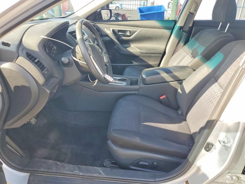 2017 Nissan Altima მანქანა იყიდება აუქციონზე, vin: 1N4AL3AP8HC232368, აუქციონის ნომერი: 49825756