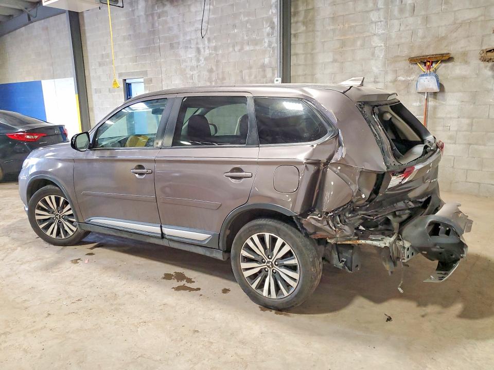 2019 Mitsubishi Outlander მანქანა იყიდება აუქციონზე, vin: JA4AD2A39KZ009060, აუქციონის ნომერი: 49336196