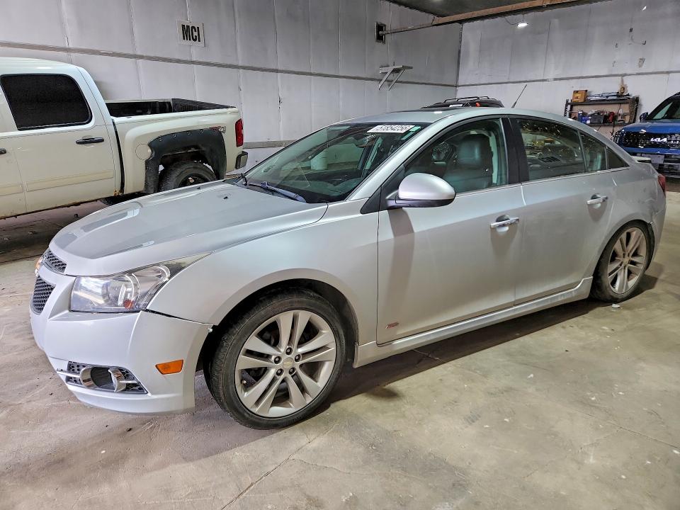 51854256 :رقم المزاد ، 1G1PG5SB3E7329921 vin ، 2014 Chevrolet Cruze مزاد بيع