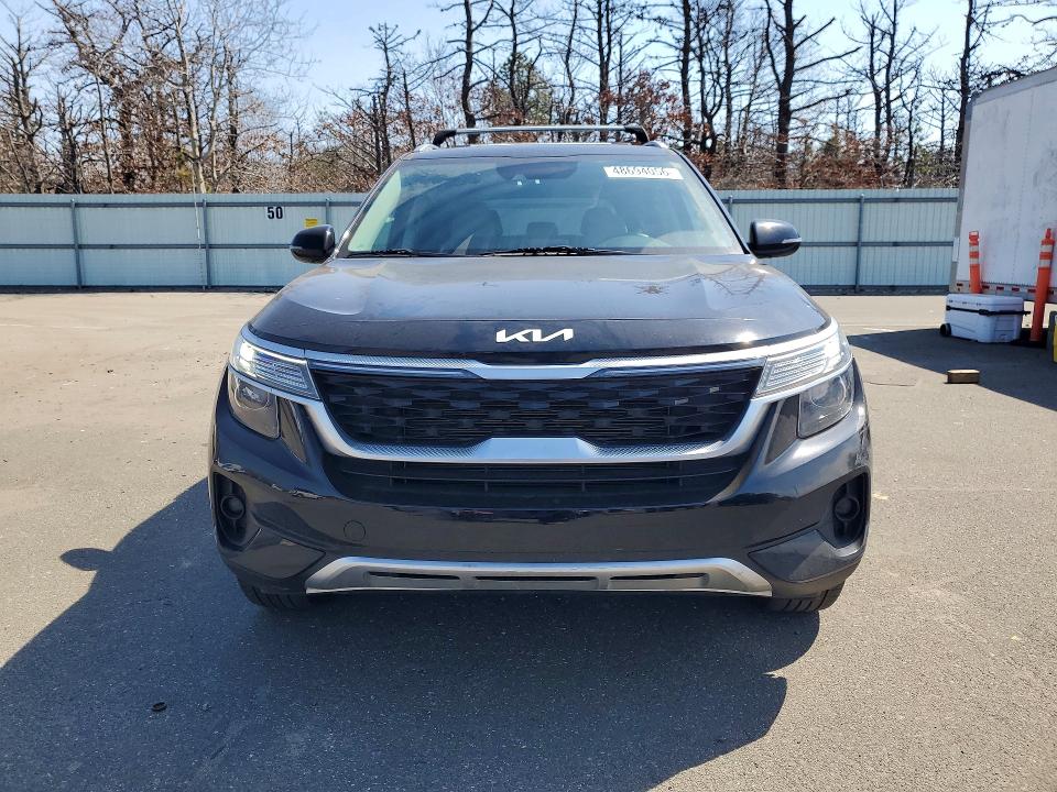 Продаж на аукціоні авто 2022 Kia Seltos, vin: KNDERCAAXN7310420, номер лоту: 48694056