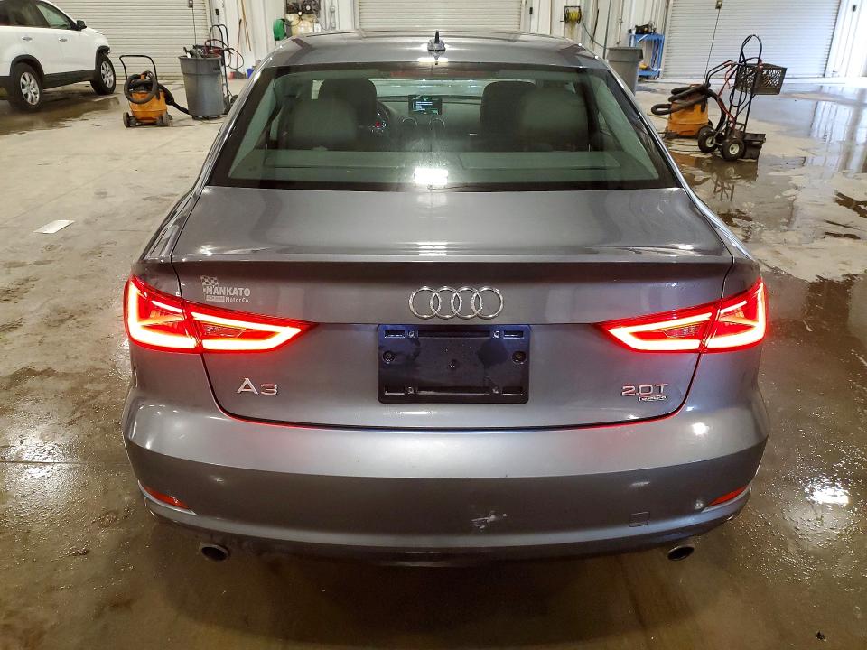 Продажа на аукционе авто 2015 Audi A3, vin: WAUEFGFFXF1010043, номер лота: 49091966