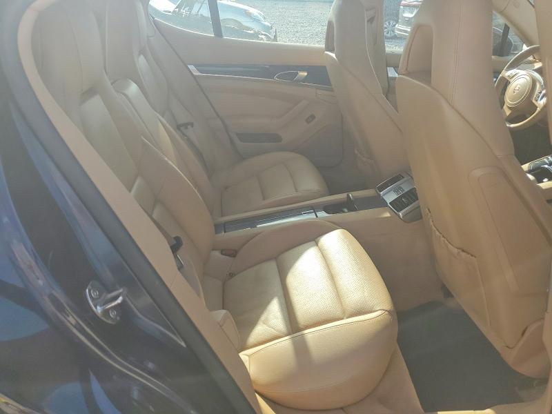 50903996 :رقم المزاد ، WP0AA2A72BL012659 vin ، 2011 Porsche Panamera مزاد بيع
