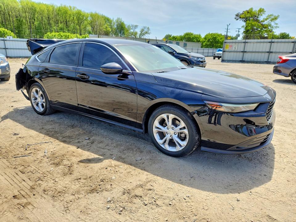 48771566 :رقم المزاد ، 1HGCY1F21RA010940 vin ، 2024 Hond Accord مزاد بيع