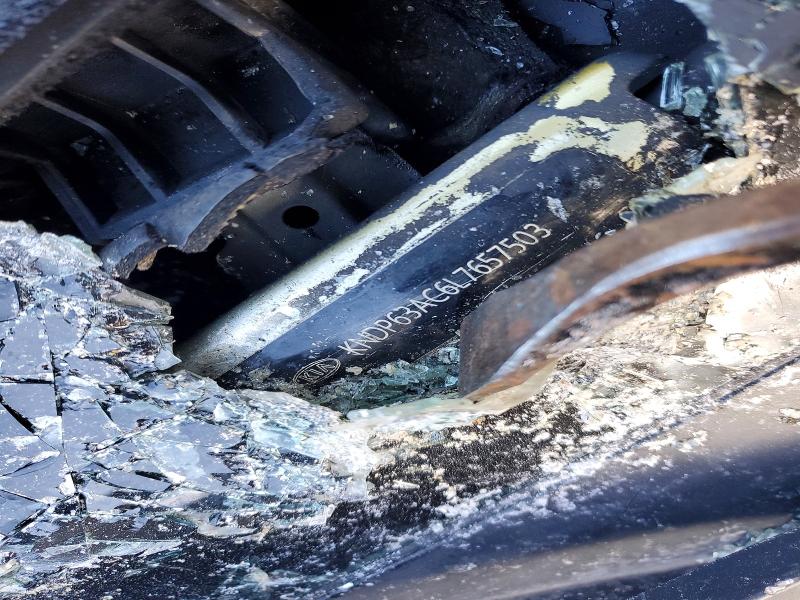 2020 Kia Sportage მანქანა იყიდება აუქციონზე, vin: KNDP63AC6L7657503, აუქციონის ნომერი: 49558586