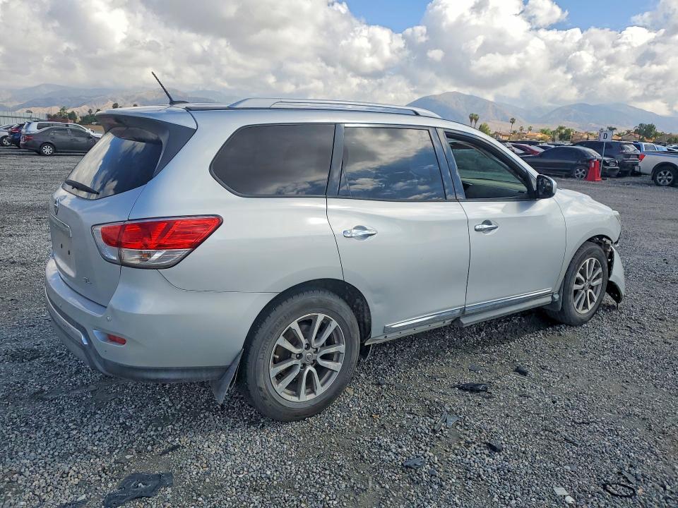 2016 Nissan Pathfinder მანქანა იყიდება აუქციონზე, vin: 5N1AR2MN1GC646003, აუქციონის ნომერი: 47913786