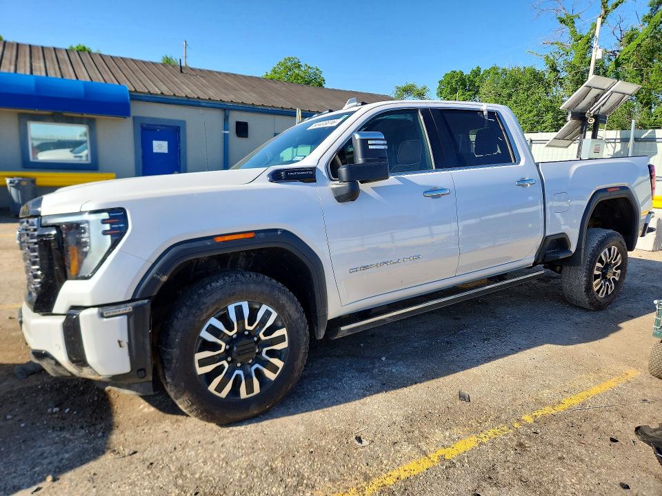 2025 Gmc Sierra მანქანა იყიდება აუქციონზე, vin: 1GT4UXEY4SF202420, აუქციონის ნომერი: 50433816