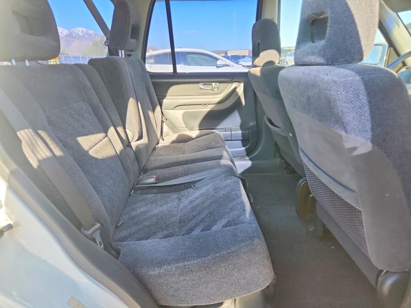 52004016 :رقم المزاد ، JHLRD1863YC018872 vin ، 2000 Honda Cr-v مزاد بيع