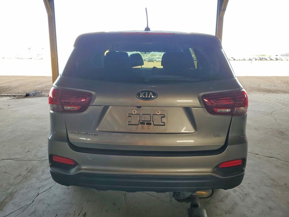 2019 Kia Sorento მანქანა იყიდება აუქციონზე, vin: 5XYPG4A5XKG446648, აუქციონის ნომერი: 49506406