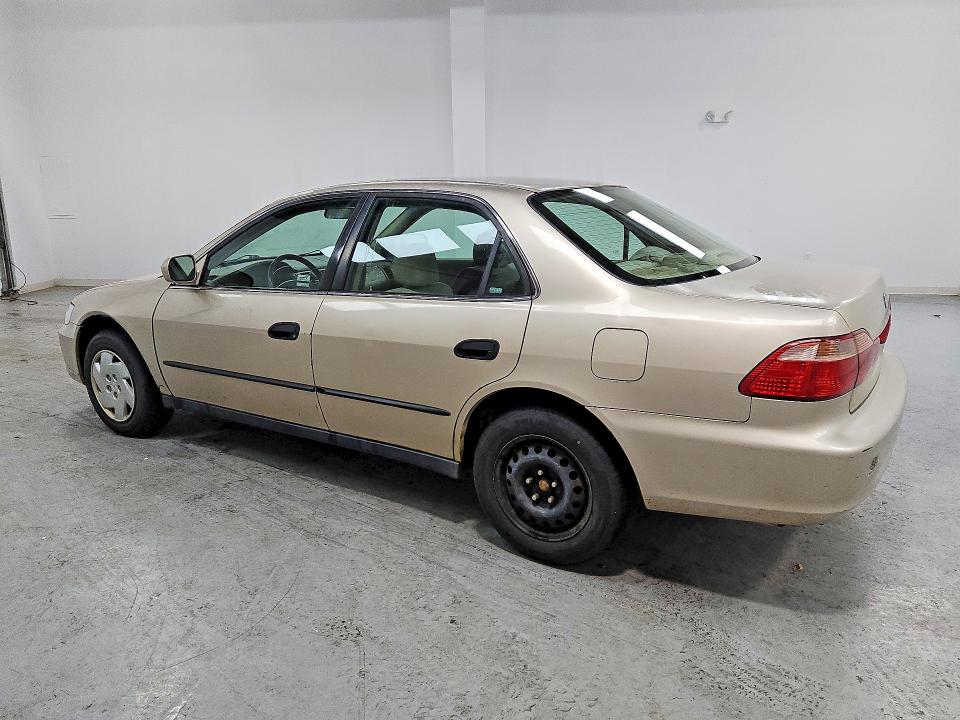47966106 :رقم المزاد ، 1HGCG1644YA009235 vin ، 2000 Honda Accord مزاد بيع