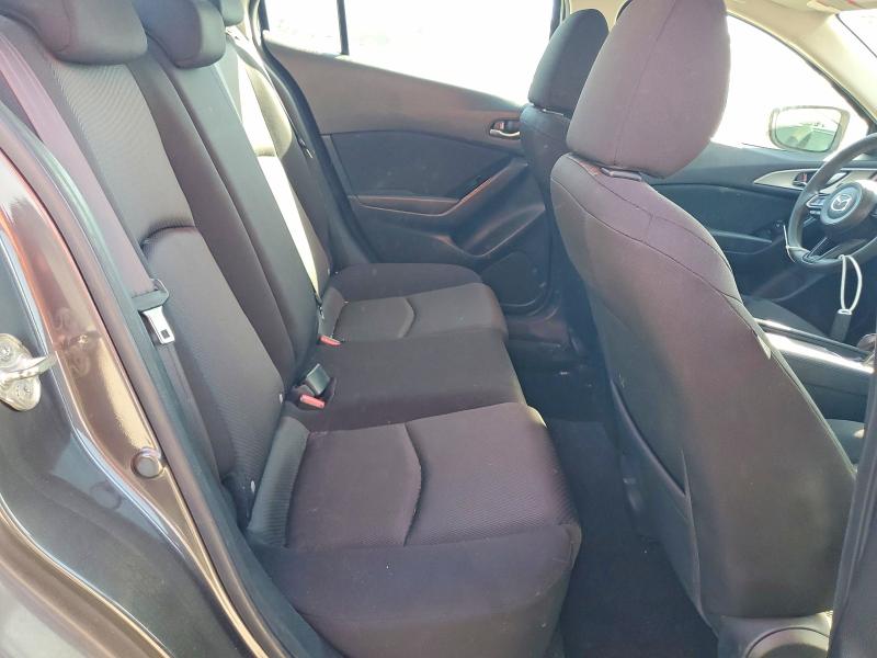50138076 :رقم المزاد ، 3MZBN1U76JM161522 vin ، 2018 Mazda 3 مزاد بيع