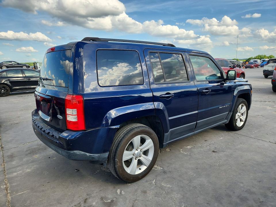 49261796 :رقم المزاد ، 1C4NJPFA9GD599589 vin ، 2016 Jeep Patriot مزاد بيع