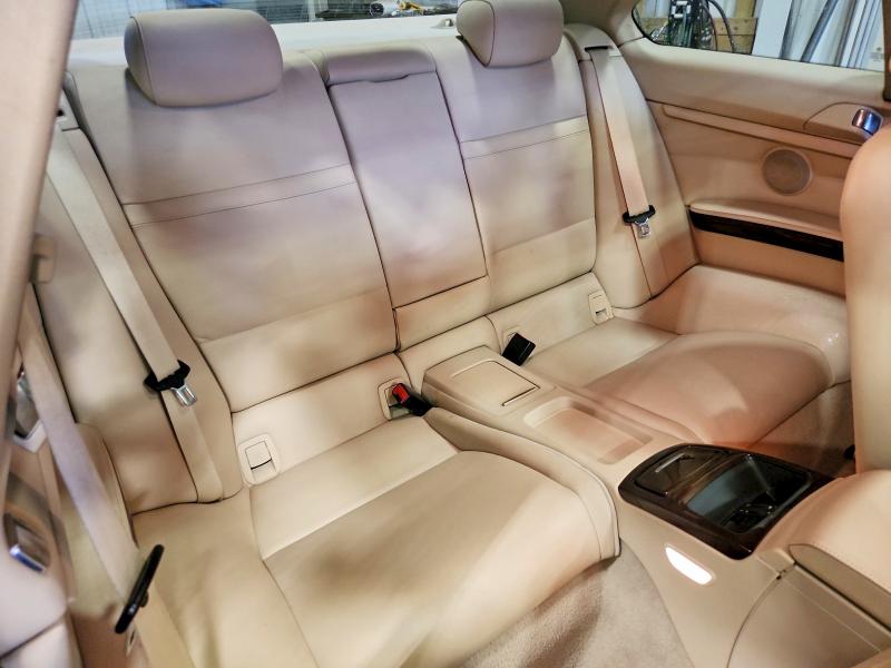 51496686 :رقم المزاد ، WBAWV5C53AP082084 vin ، 2010 Bmw 328 مزاد بيع