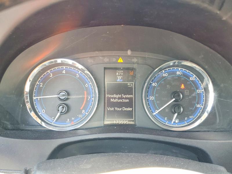 Aukcja sprzedaży 2018 Toyota Corolla, vin: 5YFBURHE6JP817918, numer aukcji: 50686206