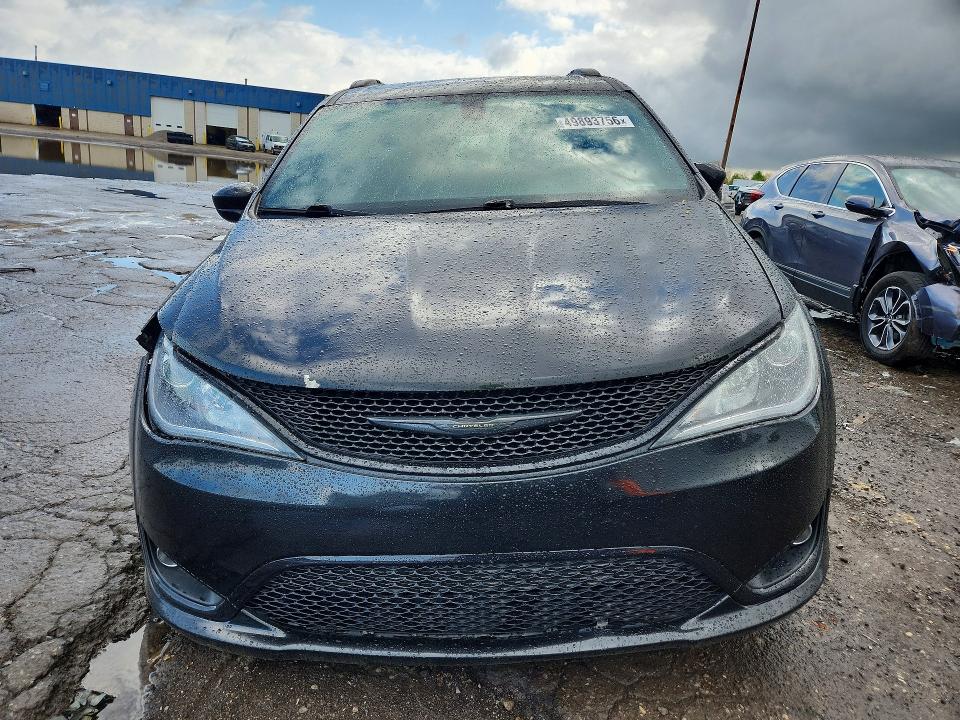 2018 Chrysler Pacifica მანქანა იყიდება აუქციონზე, vin: 2C4RC1EG1JR237579, აუქციონის ნომერი: 49893756