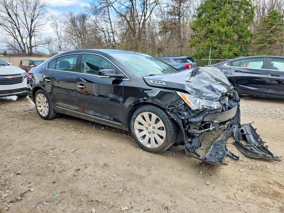 48383616 :رقم المزاد ، 1G4GC5G3XGF250111 vin ، 2016 Buick Lacrosse مزاد بيع