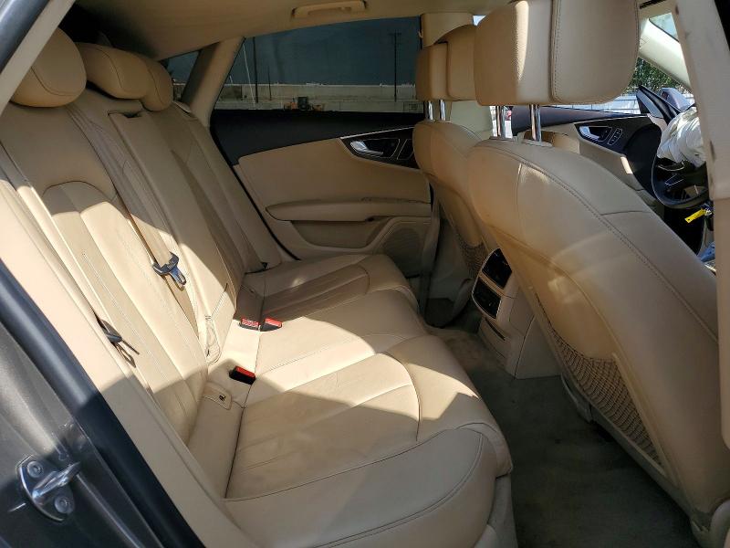 49033236 :رقم المزاد ، WAUWGAFC5EN101152 vin ، 2014 Audi A7 مزاد بيع