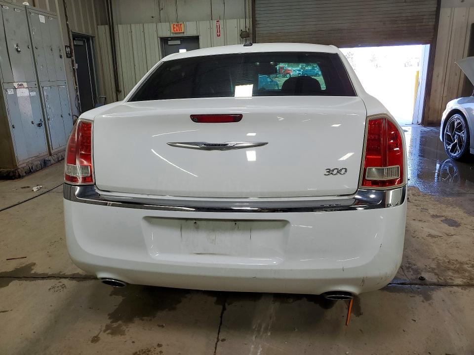 50300486 :رقم المزاد ، 2C3CA5CG0BH579879 vin ، 2011 Chrysler 300 مزاد بيع