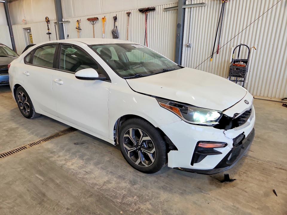 2020 Kia Forte მანქანა იყიდება აუქციონზე, vin: 3KPF24AD9LE153582, აუქციონის ნომერი: 49769006