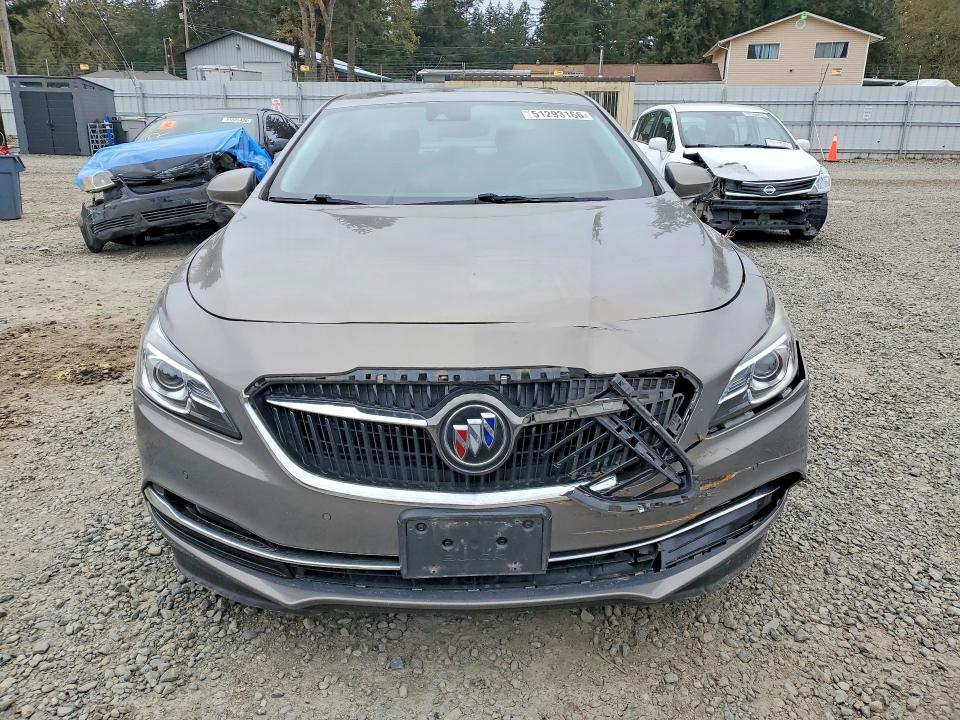 51293166 :رقم المزاد ، 1G4ZR5SS1HU172207 vin ، 2017 Buick Lacrosse مزاد بيع