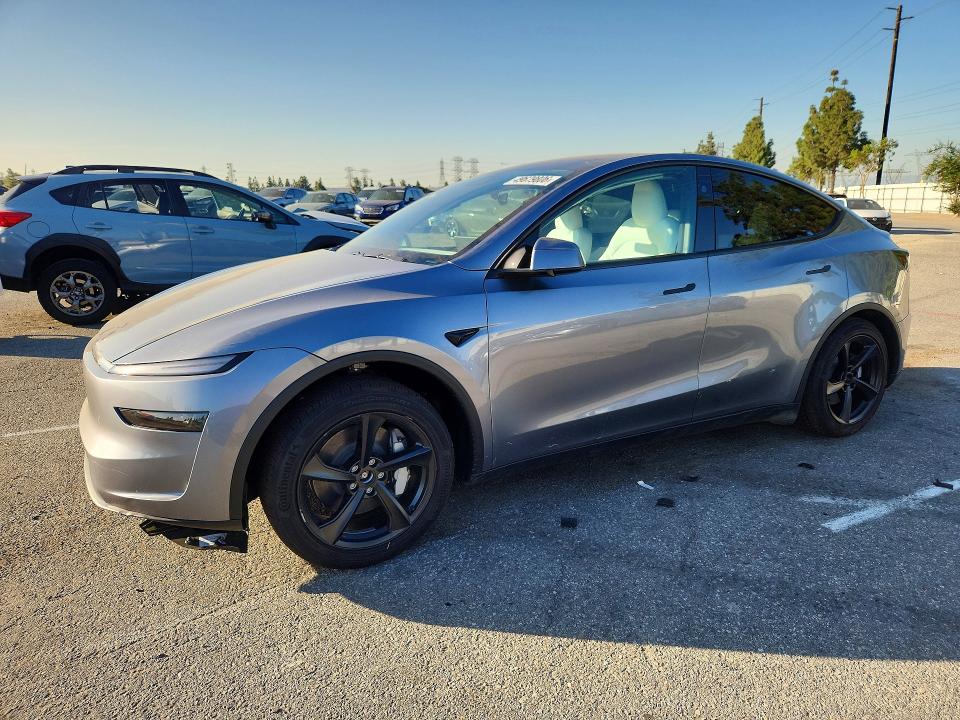 49679806 :رقم المزاد ، 7SAYGDEE8TF612417 vin ، 2026 Tesla Model Y مزاد بيع