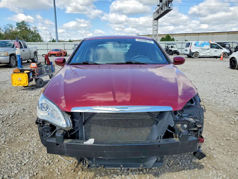 49339676 :رقم المزاد ، 1C3CCBBB8CN198059 vin ، 2012 Chrysler 200 مزاد بيع