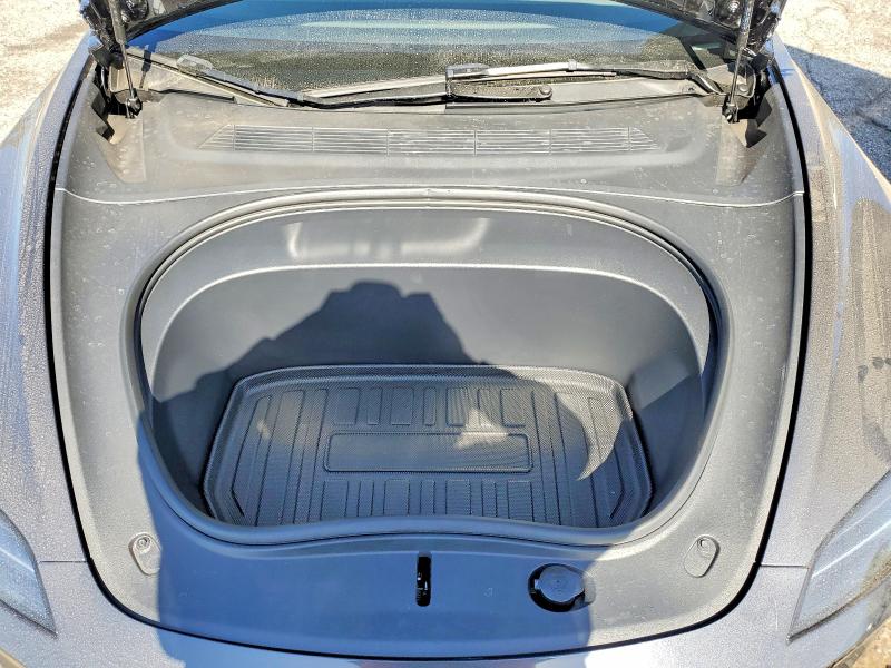 Продажа на аукционе авто 2025 Tesla Model 3, vin: 5YJ3E1EA9SF983285, номер лота: 51361376