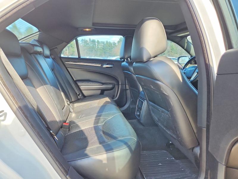 48401996 :رقم المزاد ، 2C3CA6CT8BH537401 vin ، 2011 Chrysler 300c مزاد بيع
