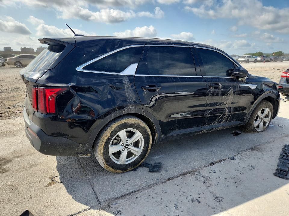 2022 Kia Sorento მანქანა იყიდება აუქციონზე, vin: 5XYRG4LCXNG110152, აუქციონის ნომერი: 51537656