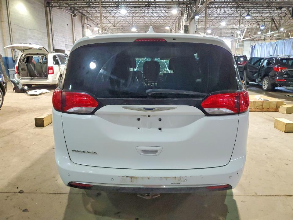 2018 Chrysler Pacifica მანქანა იყიდება აუქციონზე, vin: 2C4RC1BG5JR226993, აუქციონის ნომერი: 49078276