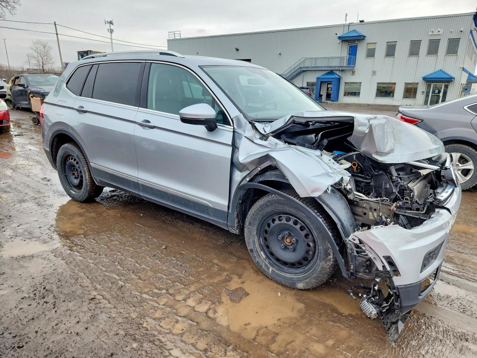 49622716 :رقم المزاد ، 3VV4B7AX5KM137551 vin ، 2019 Volkswagen Tiguan مزاد بيع
