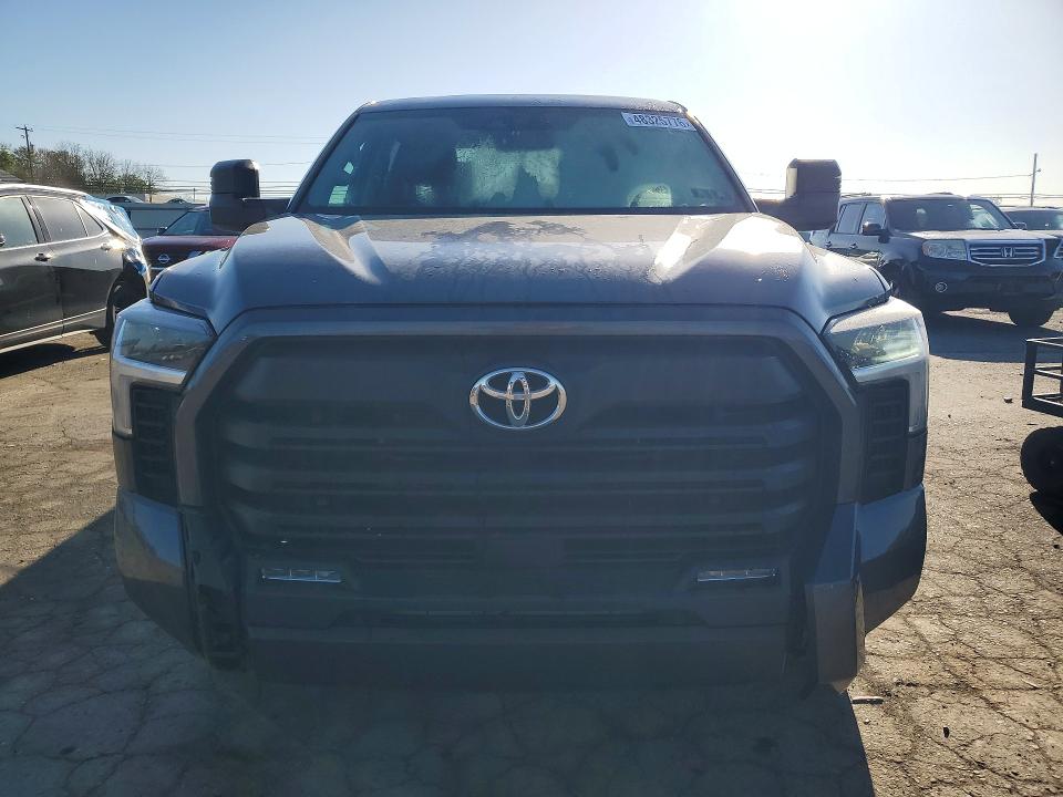 Продажа на аукционе авто 2022 Toyota Tundra, vin: 5TFLA5EC9NX009160, номер лота: 48325776