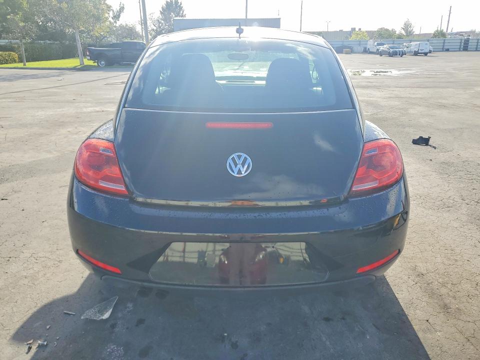 2014 Volkswagen Beetle მანქანა იყიდება აუქციონზე, vin: 3VWFP7AT0EM627841, აუქციონის ნომერი: 48919116