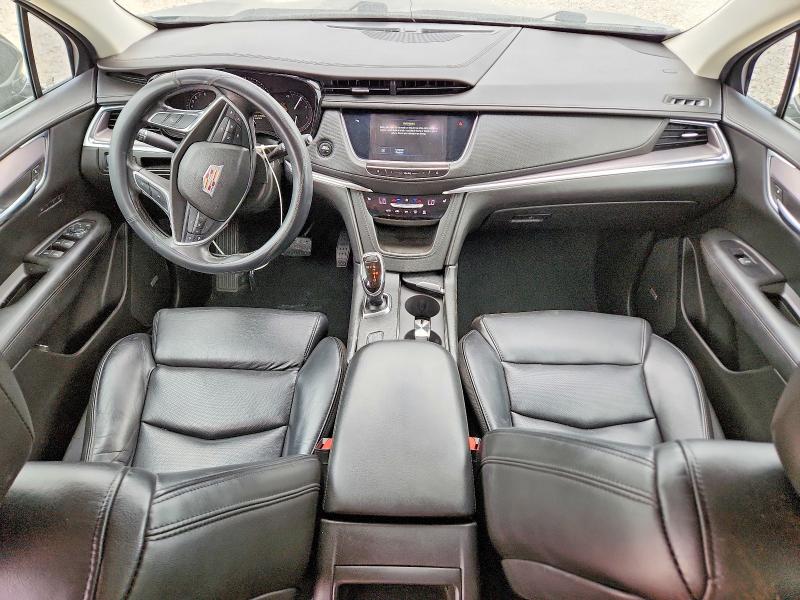 50797776 :رقم المزاد ، 1GYKNBRS8HZ233863 vin ، 2017 Cadillac Xt5 مزاد بيع