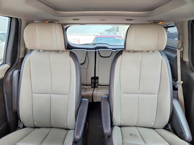 50293956 :رقم المزاد ، KNDME5C11G6186739 vin ، 2016 Kia Sedona مزاد بيع