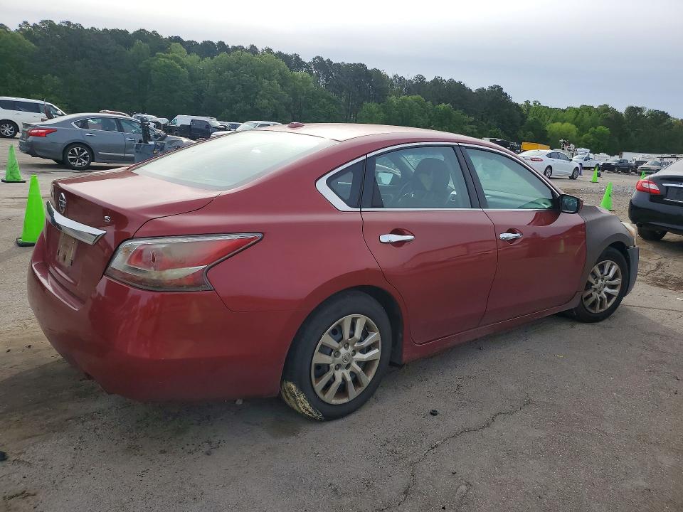 48695006 :رقم المزاد ، 1N4AL3AP0FC282601 vin ، 2015 Nissan Altima مزاد بيع