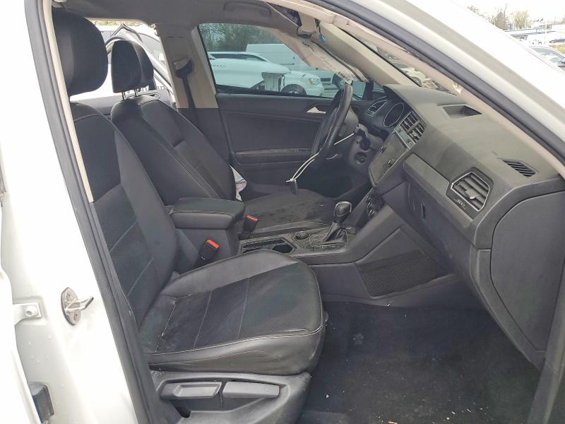 47831636 :رقم المزاد ، 3VV2B7AX1MM035495 vin ، 2021 Volkswagen Tiguan مزاد بيع