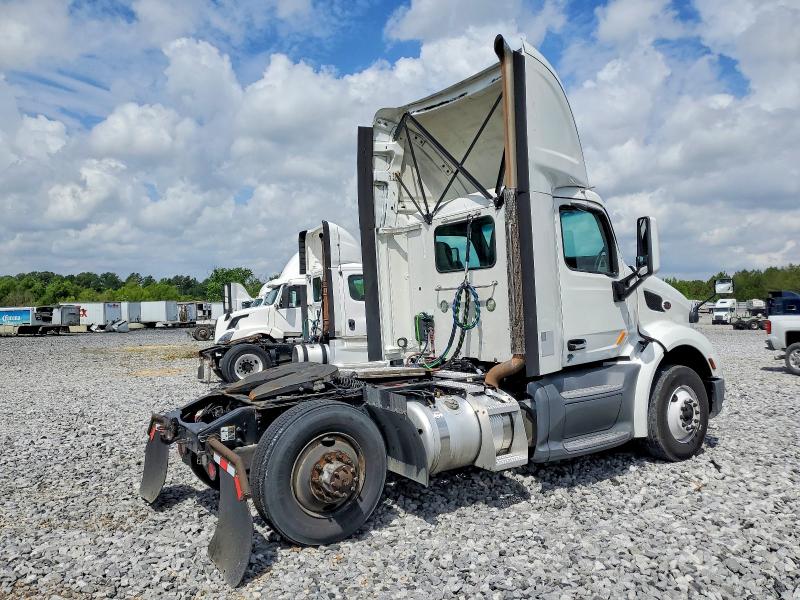 Продажа на аукционе авто 2018 Peterbilt 579, vin: 1XPBA48X4JD478378, номер лота: 50602896
