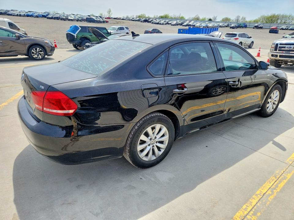 49303116 :رقم المزاد ، 1VWAT7A36EC091369 vin ، 2014 Volkswagen Passat مزاد بيع