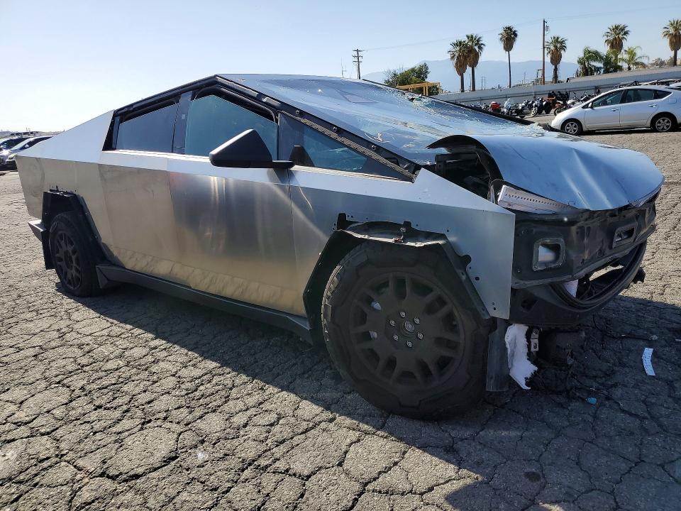 2024 Tesla Cybertruck მანქანა იყიდება აუქციონზე, vin: 7G2CEHED1RA038421, აუქციონის ნომერი: 51473656