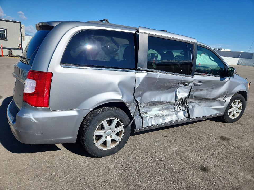 Продажа на аукционе авто 2013 Chrysler Town & Country, vin: 2C4RC1BGXDR556472, номер лота: 51328606